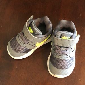 Little Boys 3c Nike Tennis shoes